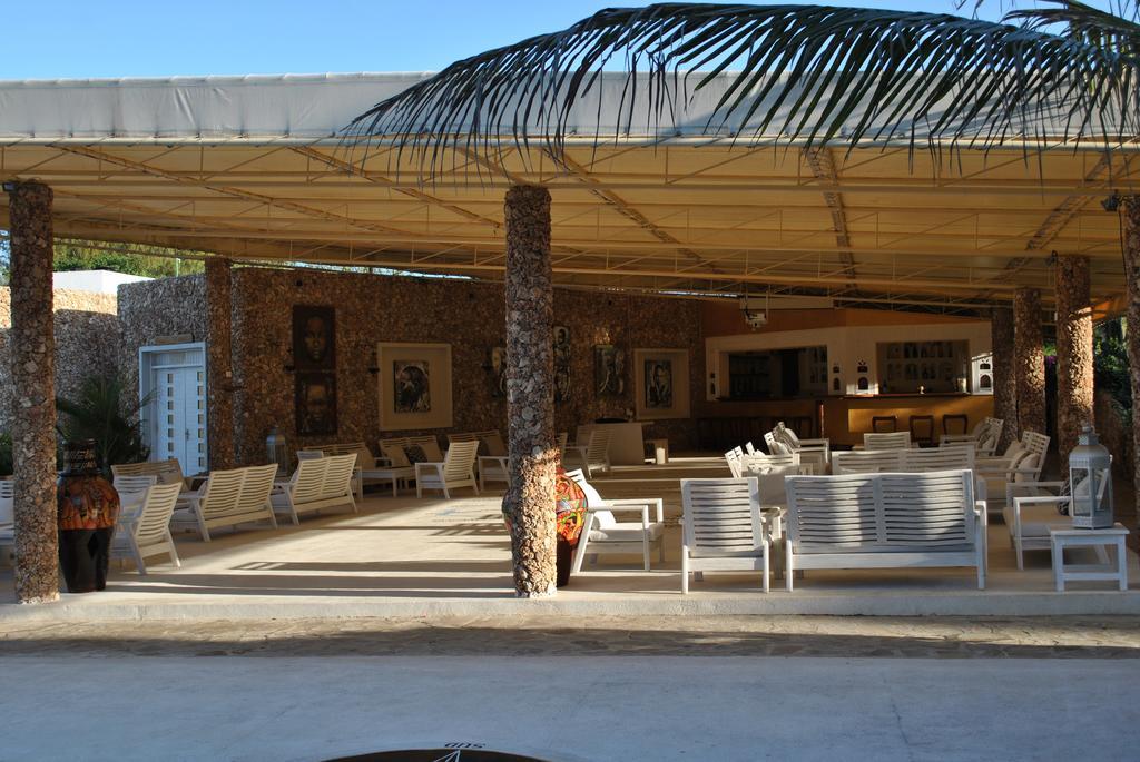 Kola Beach Resort Mambrui Exteriör bild